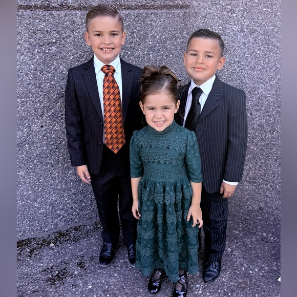 Meet your Posher, Jessica - Picture 2 of 16